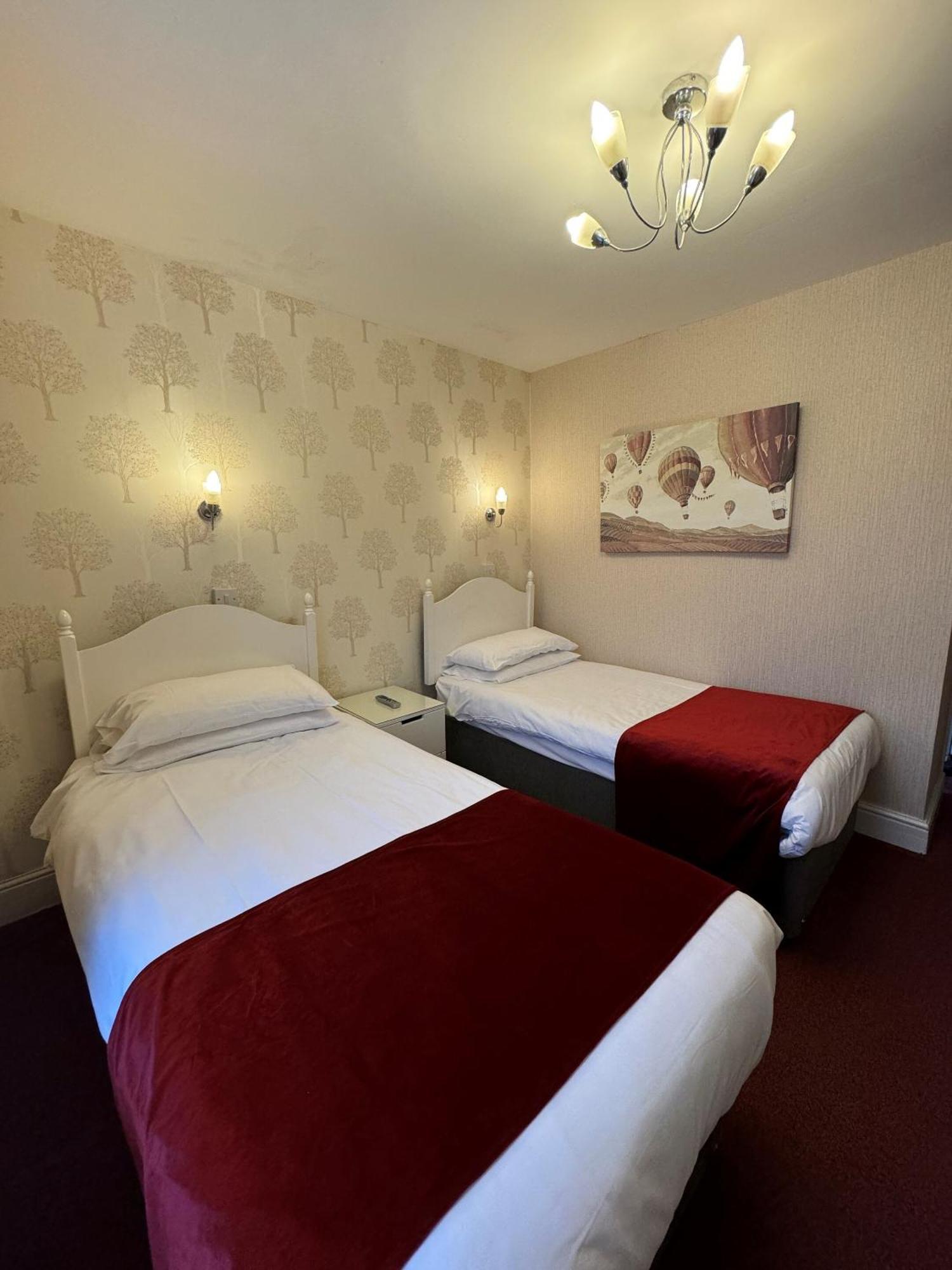 Haddon Hall Hotel AEGON International Pokoj fotografie