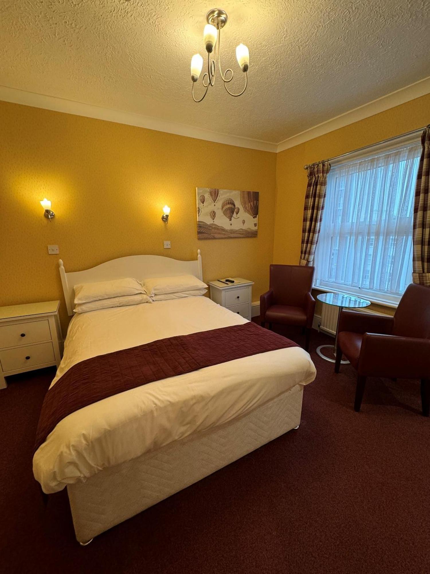 Haddon Hall Hotel AEGON International Pokoj fotografie